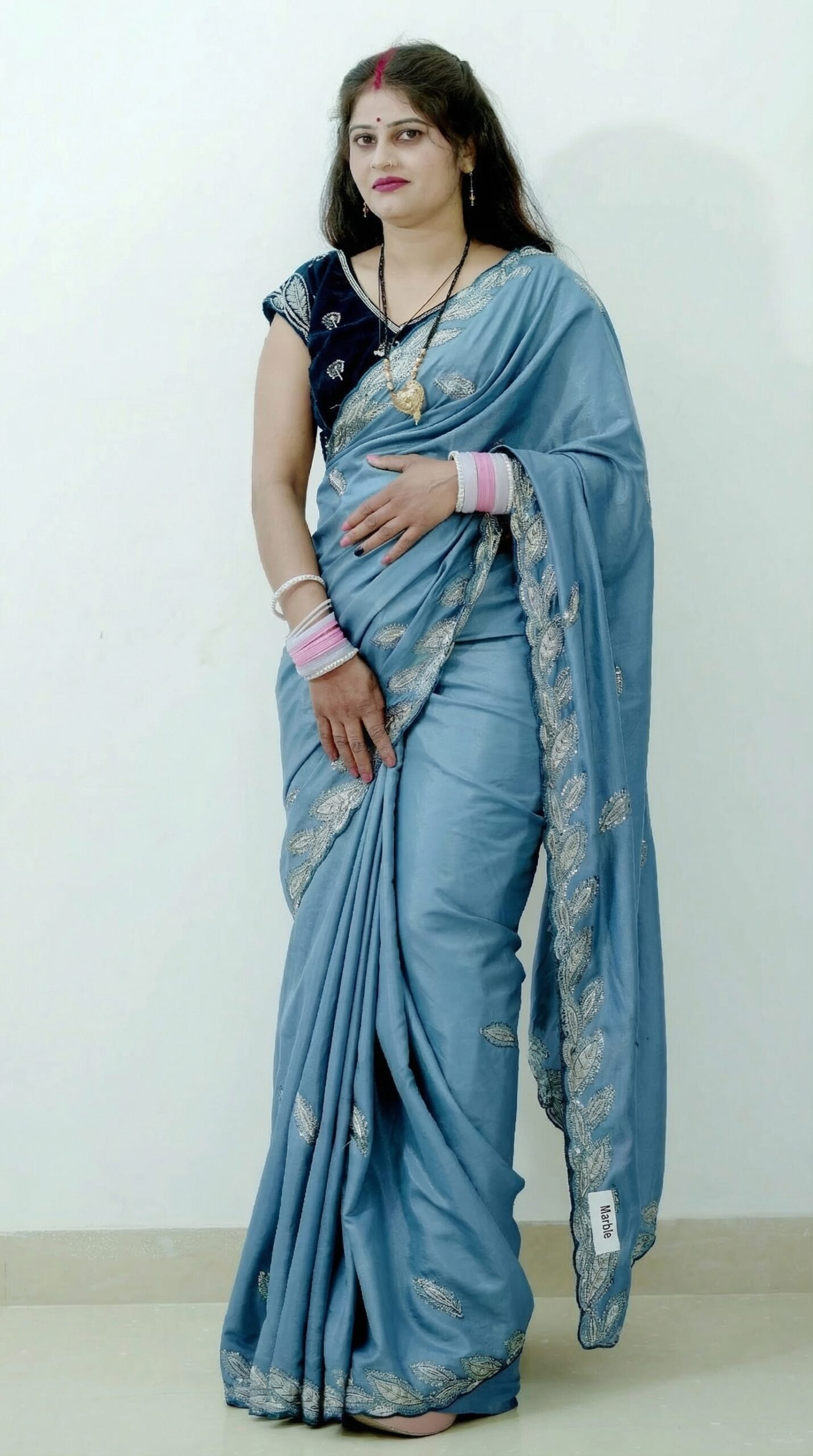This_is_a_new_image_of_a_saree_with_the_base_color_delpmaspu (1)