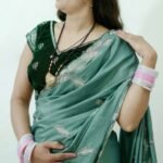 This_is_a_new_image_of_a_saree_with_the_base_color_delpmaspu (9)